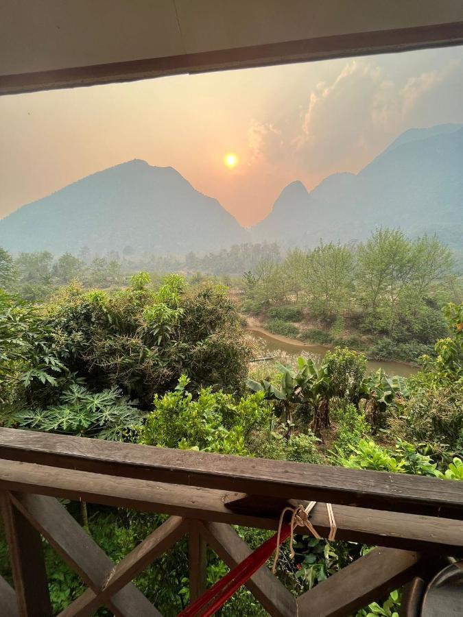 Sunset Bungalows & Gh Muang Ngoi Dış mekan fotoğraf