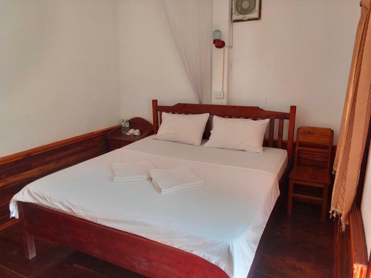 Sunset Bungalows & Gh Muang Ngoi Dış mekan fotoğraf