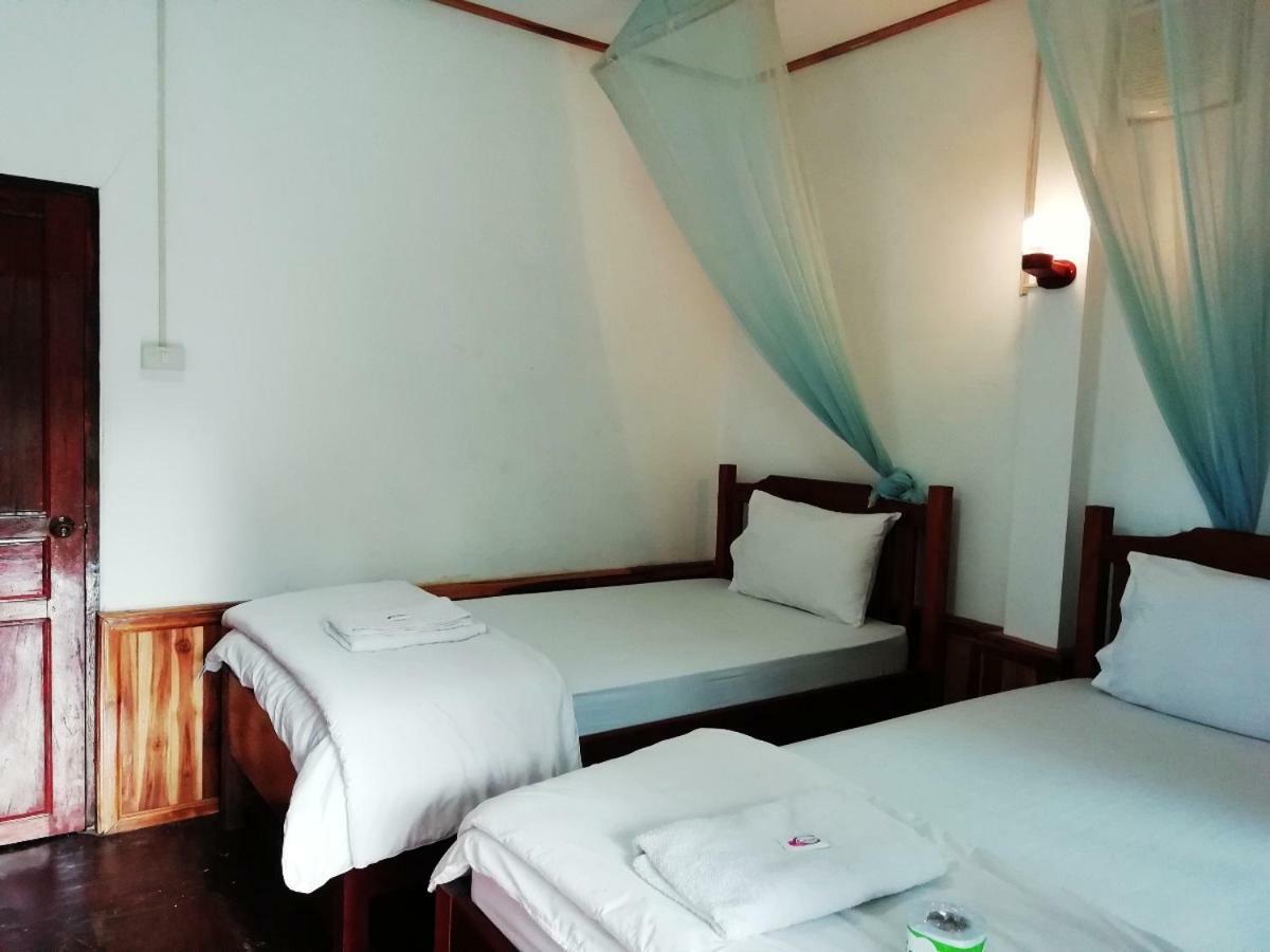 Sunset Bungalows & Gh Muang Ngoi Dış mekan fotoğraf
