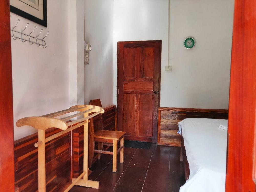 Sunset Bungalows & Gh Muang Ngoi Dış mekan fotoğraf